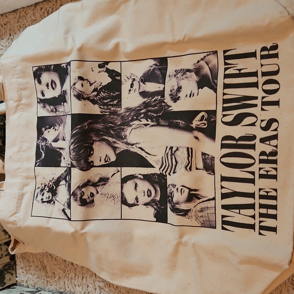 Taylor Swift The Eras Tour VIP box - Picture 15 of 16